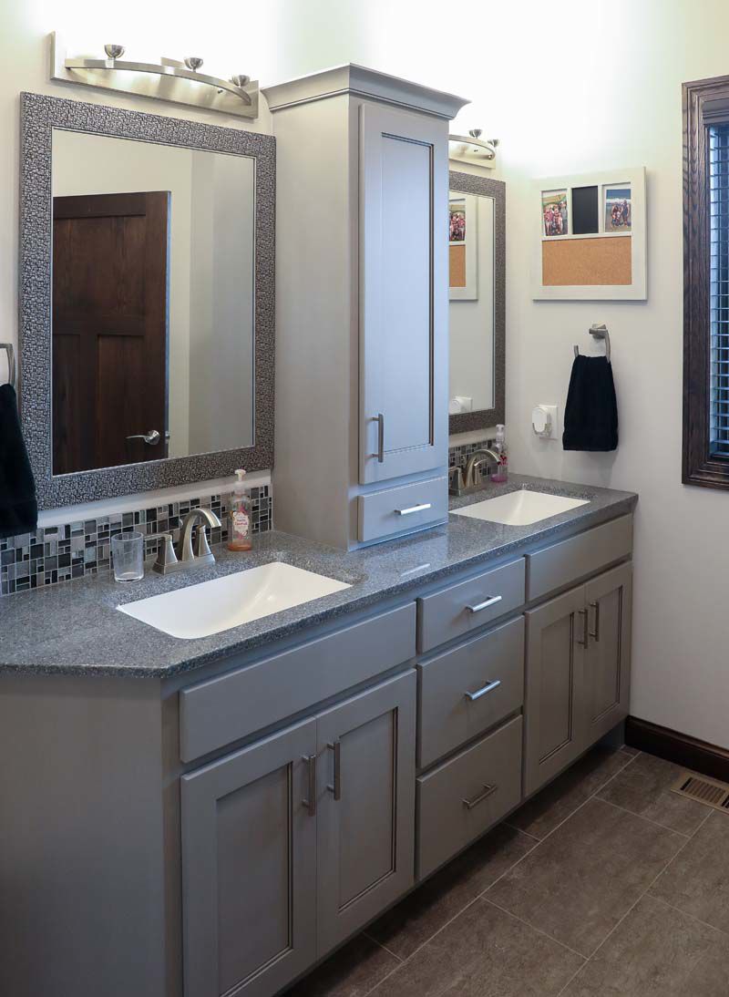 Tandem Sinks